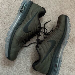 Men’s Nike Air Max 2017 | Size 9 | Barely Worn
